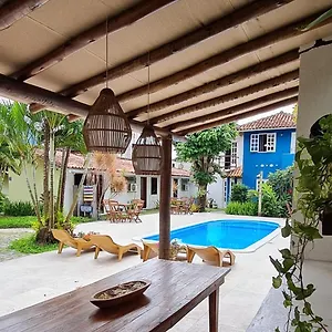 pousada-varanda-do-sol.hotelsportoseguro.com/